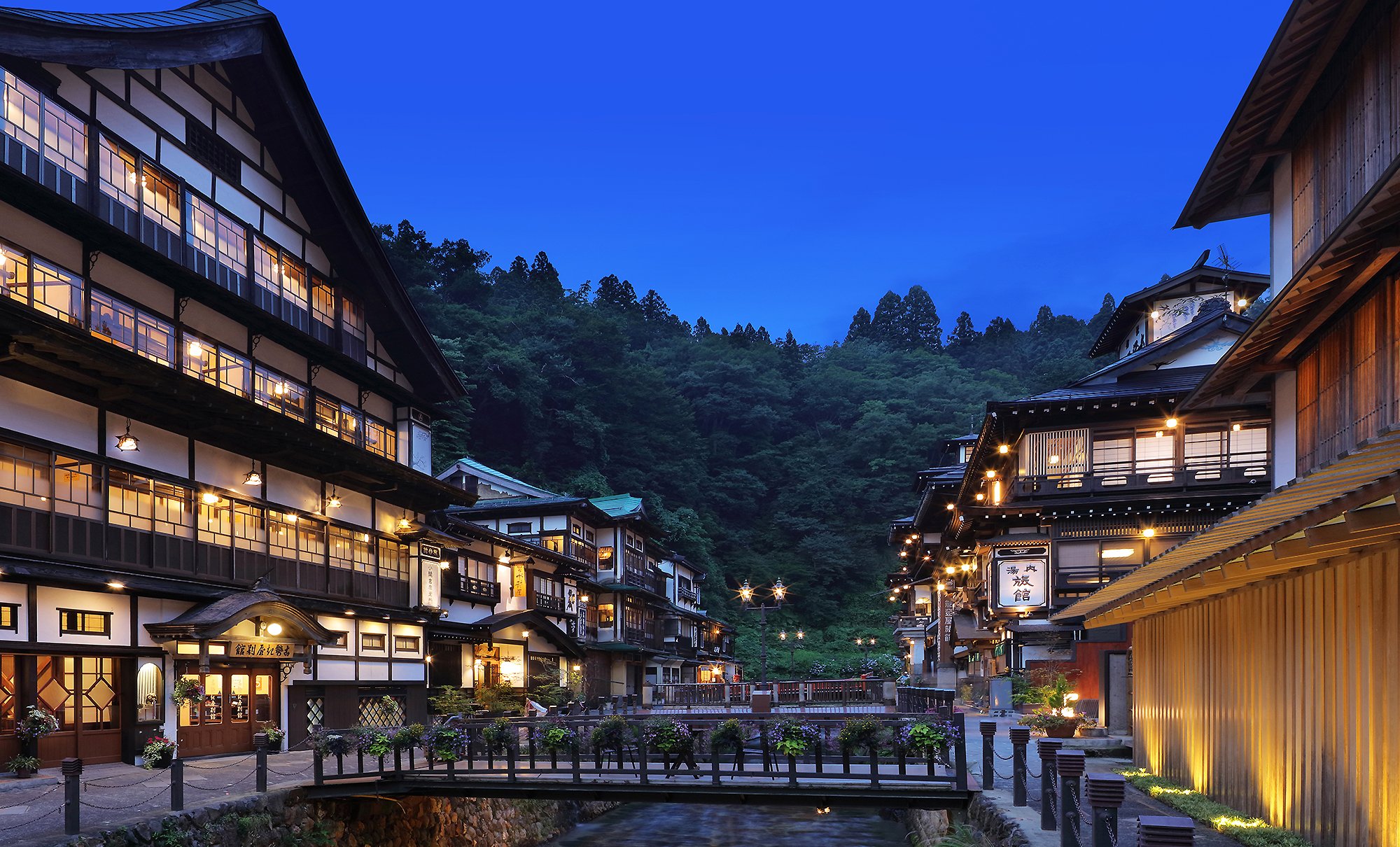 日本三景・松島と大正ロマン銀山温泉散策、義経伝説の温泉宿とさくらんぼ