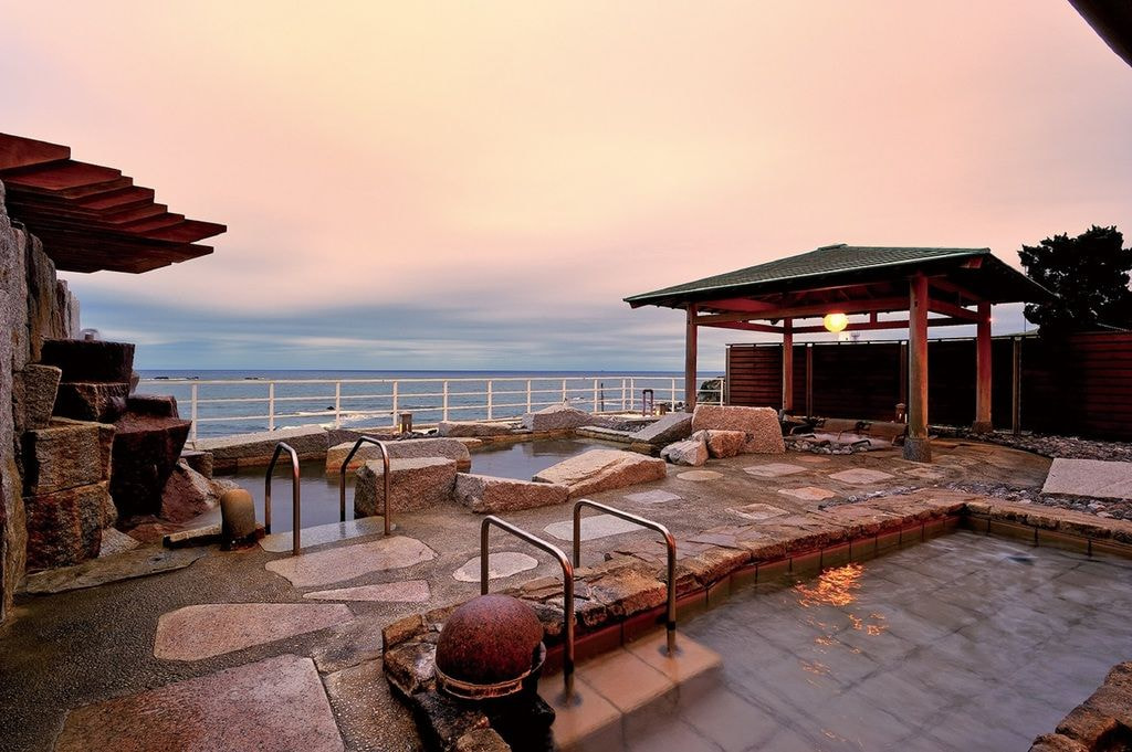 鹿島神宮初詣、銚子電鉄とアウトレット、犬吠埼・黒潮の湯